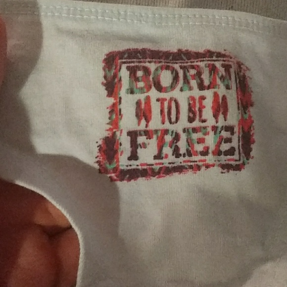 Cute Thong - Picture 3 of 3